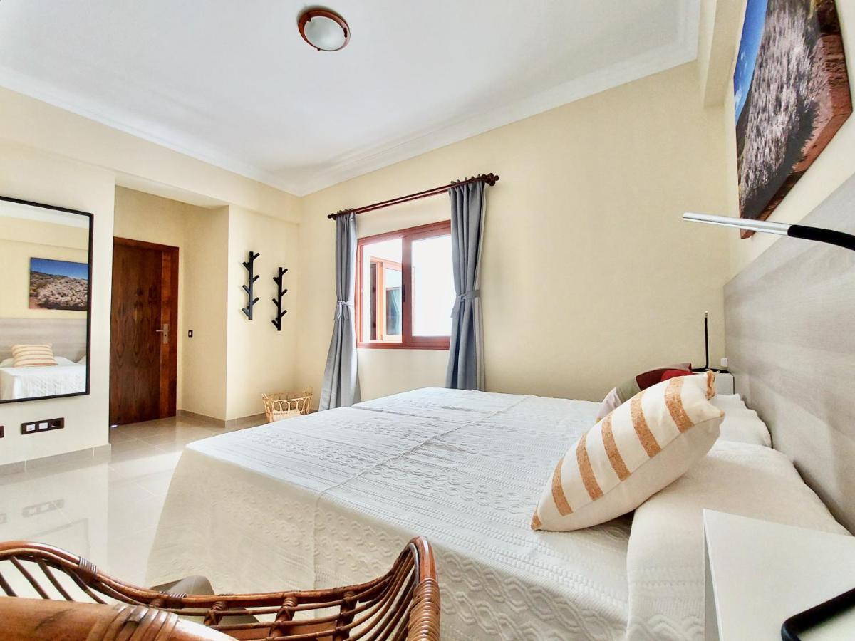 Aromas Suites Attic ปูแอร์โตเดลาครูซ ภายนอก รูปภาพ