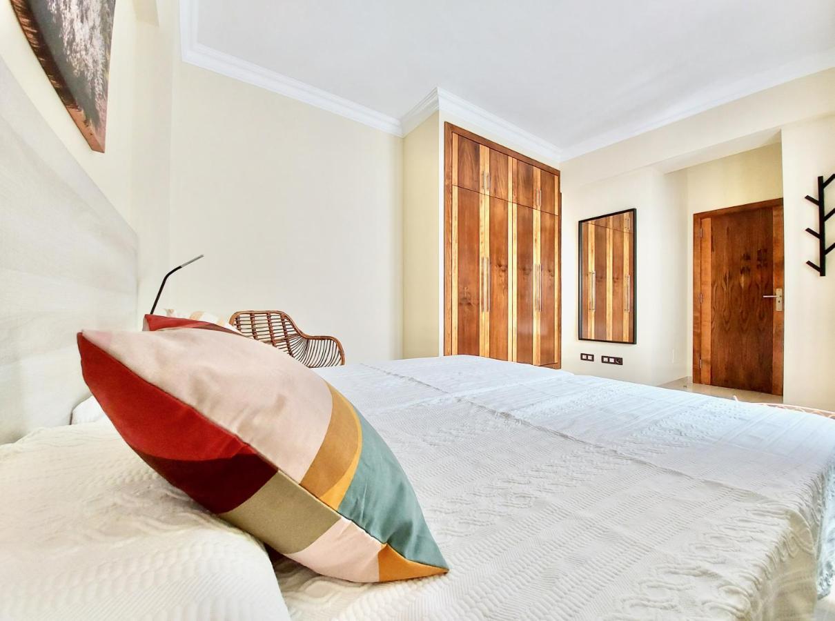 Aromas Suites Attic ปูแอร์โตเดลาครูซ ภายนอก รูปภาพ
