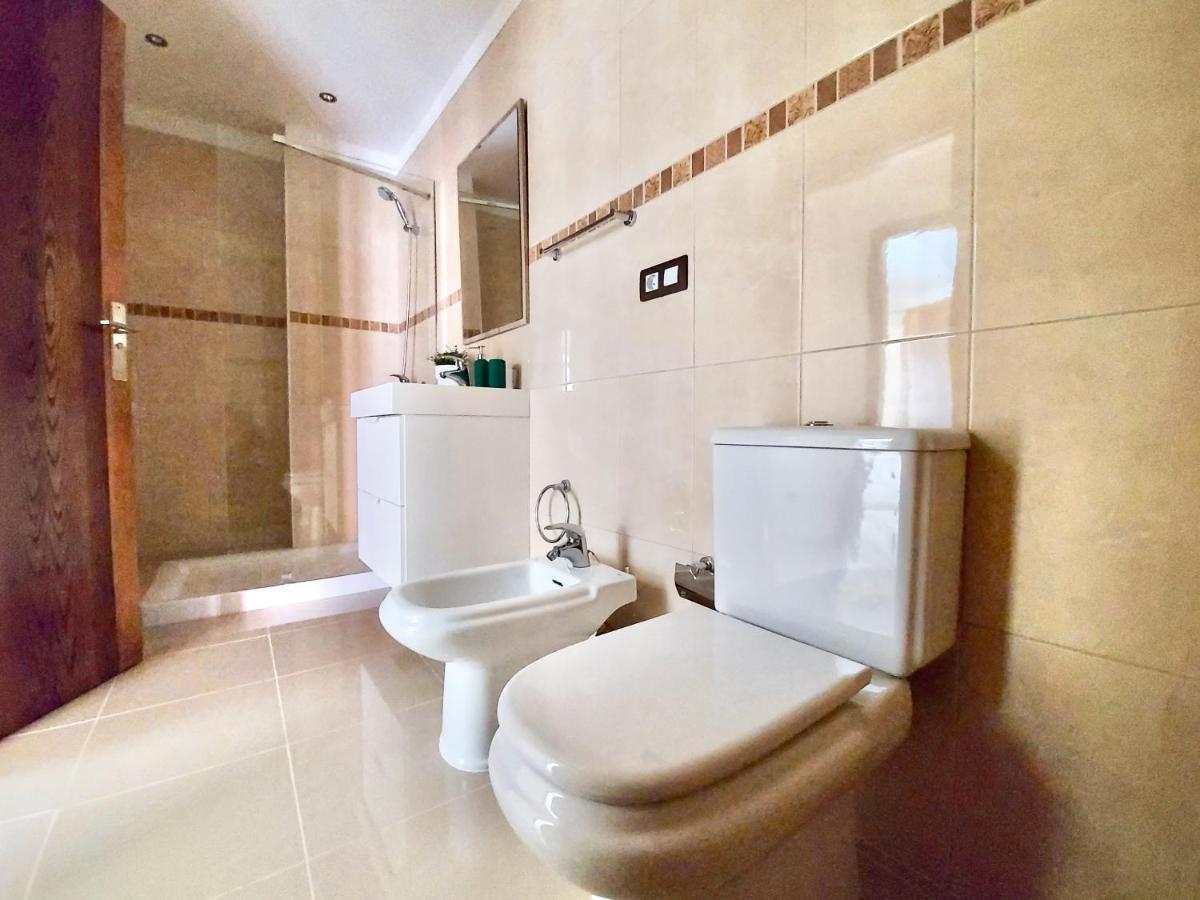 Aromas Suites Attic ปูแอร์โตเดลาครูซ ภายนอก รูปภาพ