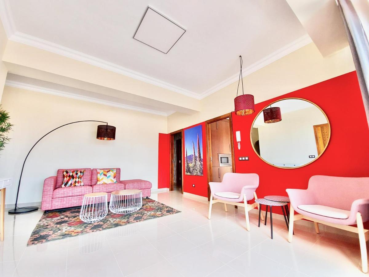 Aromas Suites Attic ปูแอร์โตเดลาครูซ ภายนอก รูปภาพ